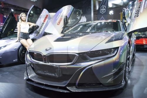 2014-2017 BMW i8 Electric Berserker Style Body kit include Front Lip,Side Skirts,Rear Diffuser,Rear Spoiler,Front Canards,Rear Canards,Fender Vents