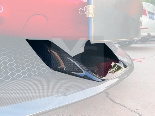 2020-2022 Ferrari SF90 OEM Style Front Bumper Center Air Duct Dry Carbon Fiber