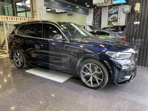 2019-2022 BMW G05 X5 MS Black Knight Style Body Kit Front Lip Side Skirts Rear Diffuser Roof Rear Wing Carbon Fiber